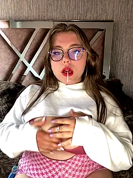 Ginny Pink online show from 2, 10, 2025