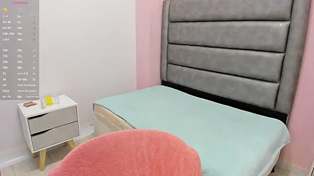 lorerivas online show from 31, 10, 2025