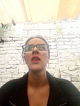 Jade 1-9 online show from 12, 11, 2025