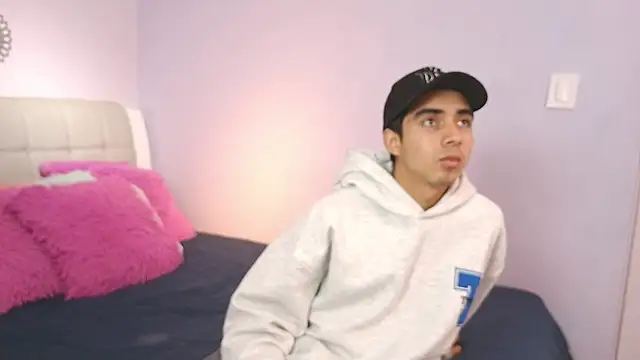 Hottie Guy online show from 4, 11, 2025