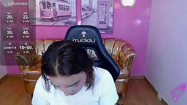 mia foster t online show from 22, 11, 2025