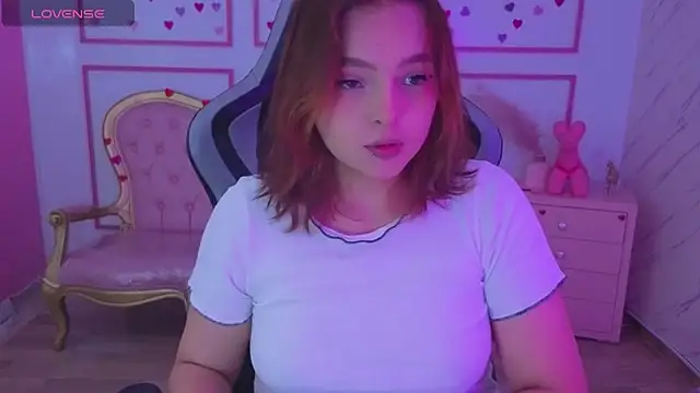 mia foster t online show from 12, 4, 2026