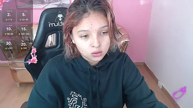 mia foster t online show from 5, 11, 2025