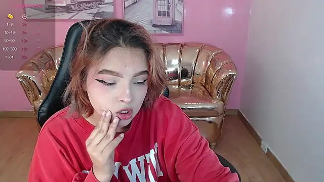 mia foster t online show from 11, 11, 2025