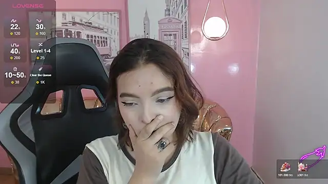 mia foster t online show from 21, 12, 2025