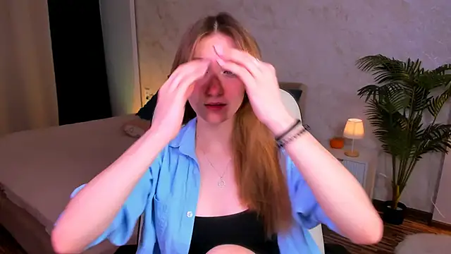 AngelAnabelle online show from 13, 11, 2025