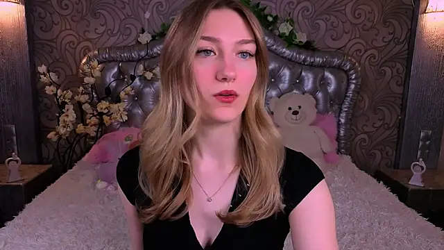 AngelAnabelle online show from 18, 4, 2026