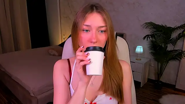 AngelAnabelle online show from 18, 10, 2025