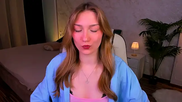 AngelAnabelle online show from 17, 10, 2025