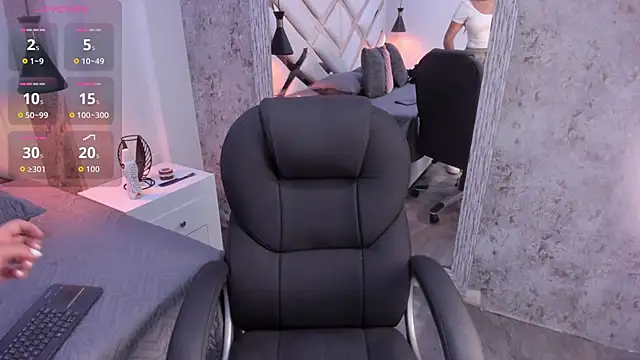 Vanessa Rain  online show from 13, 3, 2026