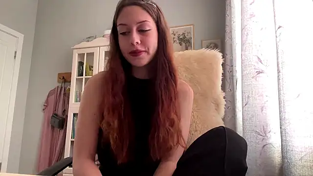 Nayra flash online show from 28, 11, 2025