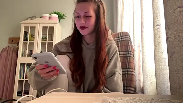 Nayra flash online show from 6, 11, 2025