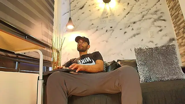 Max Miller S online show from 8, 11, 2025