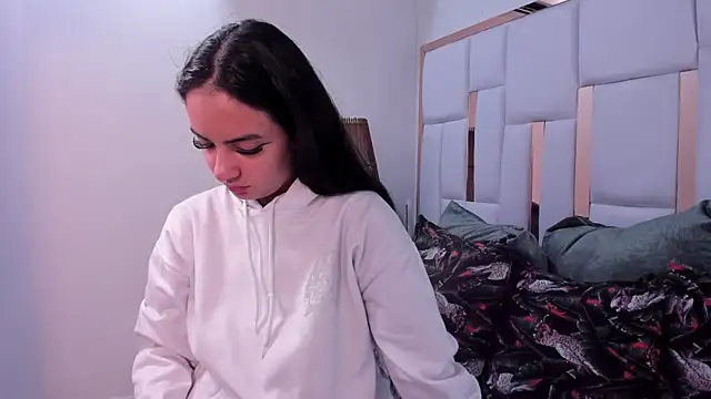 maddie greyy online show from 19, 11, 2025