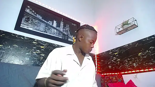 Dark stallionX online show from 17, 10, 2025