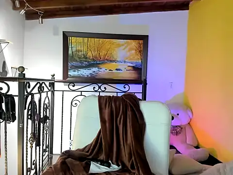 Zulyhenao online show from 17, 11, 2025