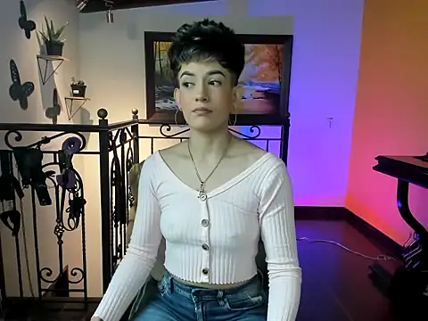 Zulyhenao online show from 13, 10, 2025