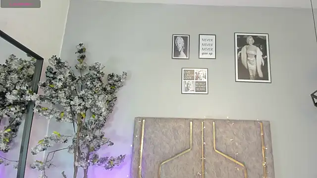 Nahomycarterr online show from 3, 11, 2025