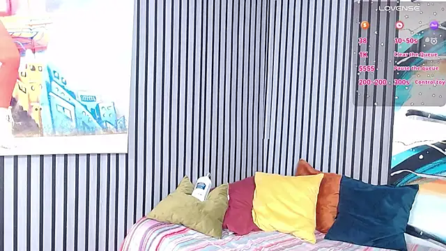 Marianabigass online show from 6, 11, 2025