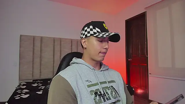 CHRIS MORGAN1 online show from 7, 11, 2025