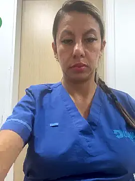 Snapshot of GisellTorres36 chatting on 19, 11, 2025 GisellTorres36 online show from 19, 11, 2025