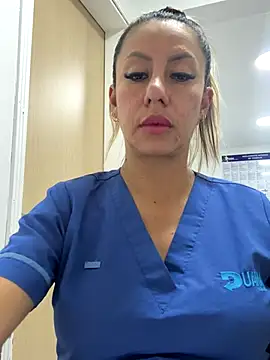 Snapshot of GisellTorres36 chatting on 25, 11, 2025 GisellTorres36 online show from 25, 11, 2025