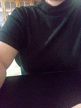 reynavipsex online show from 3, 10, 2025