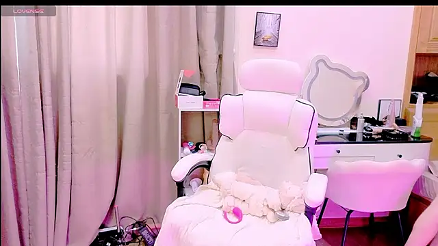  Aria Moonie online show from 10, 3, 2026