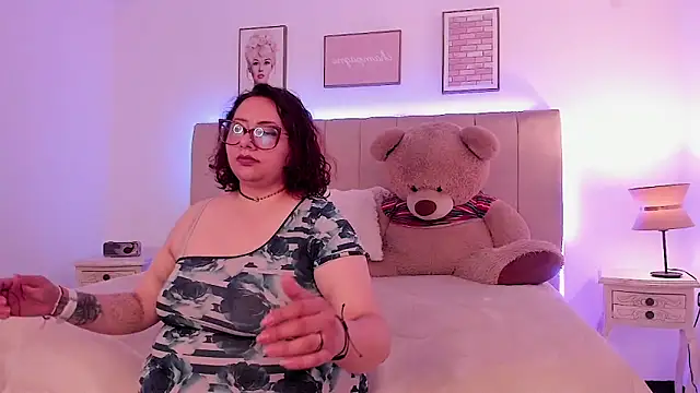 sam von tess online show from 30, 11, 2025