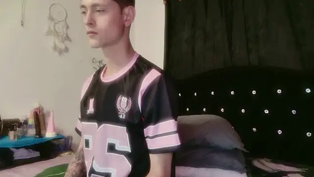 Tyler cat online show from 5, 2, 2026