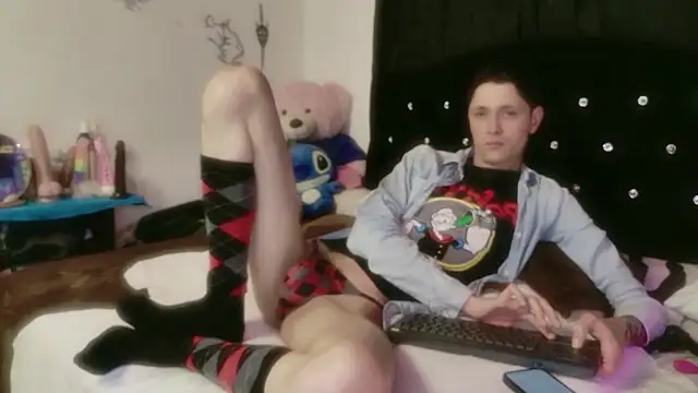 Tyler cat online show from 14, 2, 2026