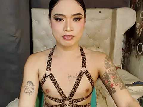 TSsexy LOVERxxxx online show from 28, 10, 2025