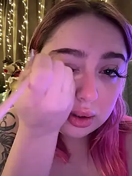 KellyMoors online show from 12, 1, 2026