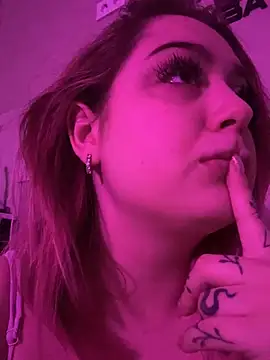 KellyMoors online show from 13, 2, 2026