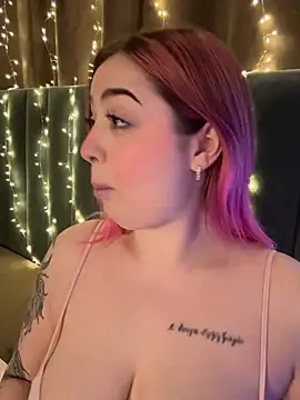 KellyMoors online show from 9, 2, 2026