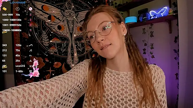 lyra thenymph online show from 6, 11, 2025