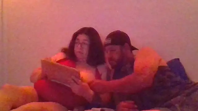 Snapshot of Foxxxy08 chatting on 30, 10, 2025 Foxxxy08 online show from 30, 10, 2025