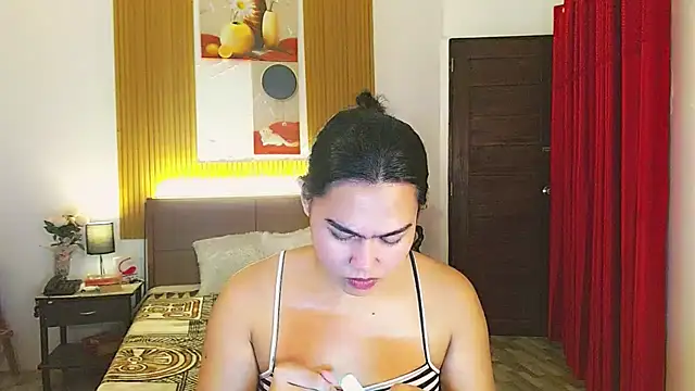 fallinLunaxX online show from 14, 11, 2025