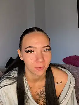 YoungZoexx online show from 6, 10, 2025