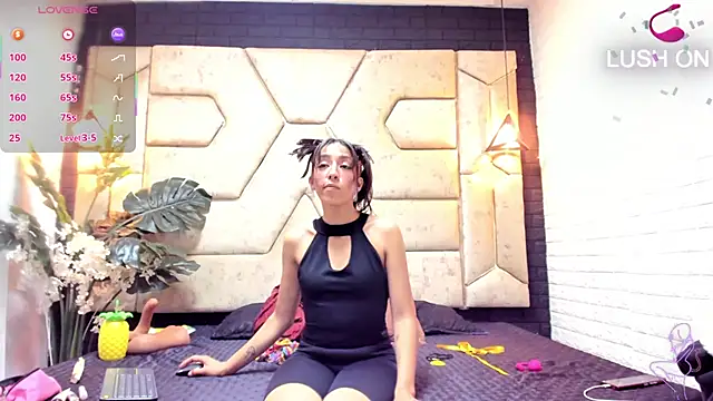 Julieta Slav3 online show from 26, 3, 2026