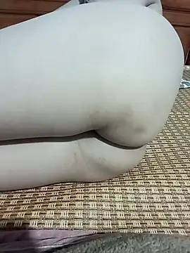 tulip-bae online show from 1, 11, 2025