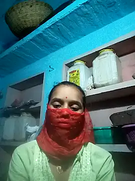 Snapshot of Cuty_kanchna chatting on 6, 10, 2025 Cuty kanchna online show from 6, 10, 2025