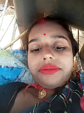 Snapshot of Cuty_kanchna chatting on 17, 11, 2025 Cuty kanchna online show from 17, 11, 2025