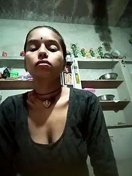 Snapshot of Cuty_kanchna chatting on 24, 10, 2025 Cuty kanchna online show from 24, 10, 2025