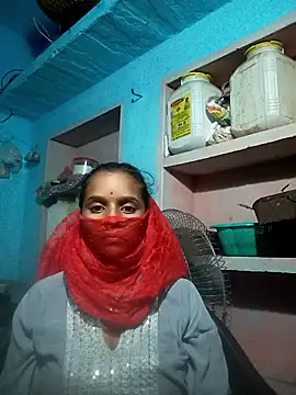 Snapshot of Cuty_kanchna chatting on 7, 10, 2025 Cuty kanchna online show from 7, 10, 2025