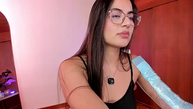 Snapshot of sarita_3 chatting on 11, 6, 2026 sarita 3 online show from 11, 6, 2026