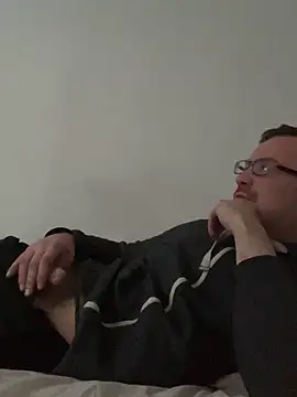 viktor1992-1-1 online show from 11, 3, 2026