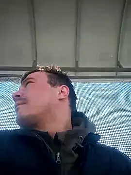 viktor1992-1-1 online show from 4, 3, 2026