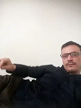 Snapshot of viktor1992-1-1 chatting on 6, 5, 2026 viktor1992-1-1 online show from 6, 5, 2026