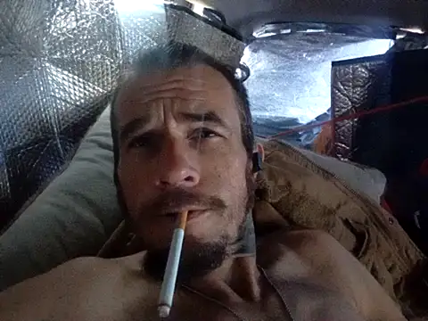 LetMeLiqU online show from 12, 11, 2025